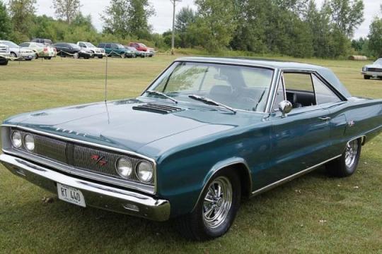被遗忘的肌肉车传奇：1967款道奇Coronet R/T搭载强劲大排量发动机