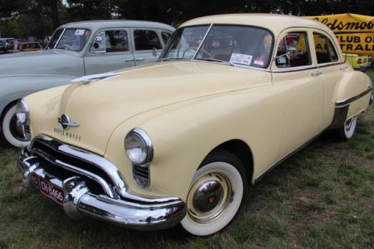 1950年代：奢华与肌肉车的早期融合