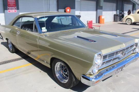 福特用Fairlane GT证明了早期肌肉车赛道上的实力