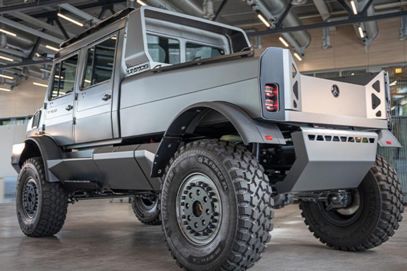 Mercedes Unimog Luxury 2