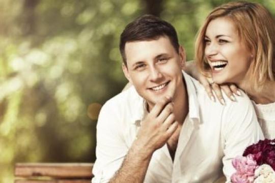 Facebook婚姻状态：为什么要隐藏？