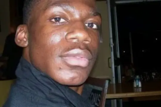 街头生活曾是我的一部分，我希望有人能接受这一切