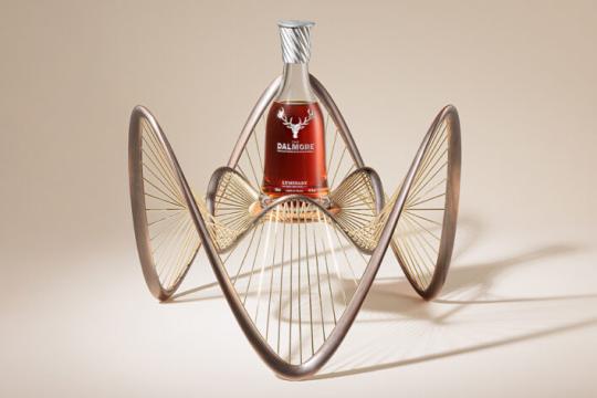 达尔摩52年陈酿Luminary苏格兰威士忌：价值20万美元的建筑艺术杰作