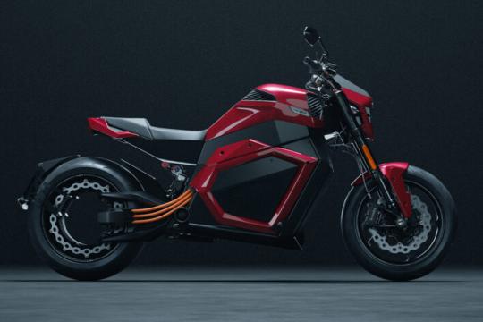 这款售价3万美元的电动摩托车配备固态电池，续航达370英里