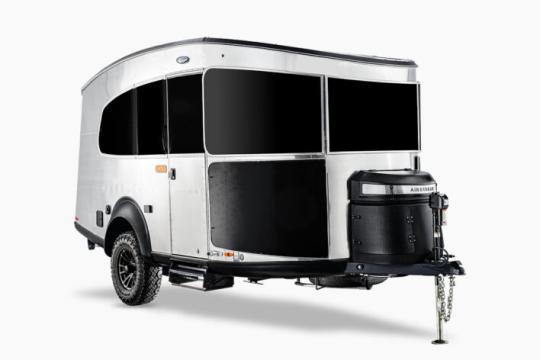 Airstream Basecamp 20Xe拖车：让你更长时间离网生活