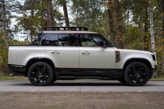 Heritage Customs将现代Defender 130改造成路虎不再生产的皮卡车型