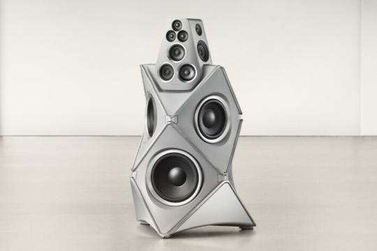 Bang & Olufsen 百年庆典推出原始风格的 Beolab 90 Titan 纪念版