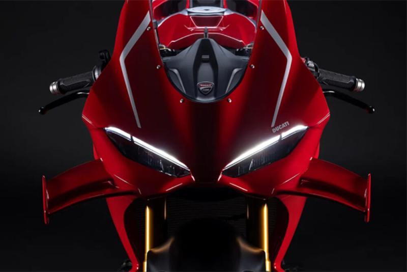 2026 Ducati Panigale V4 R 2
