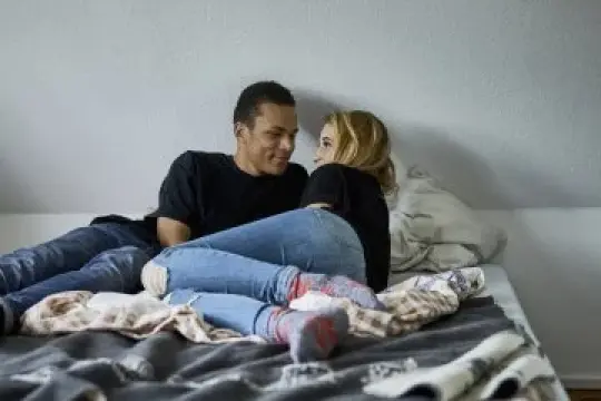 许多男性初次性生活时常犯的错误