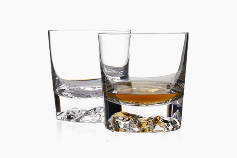 Whiskey Peaks Heavy Bottom glasses