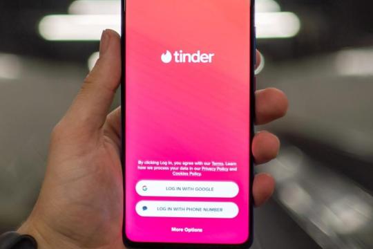 提升Tinder匹配率和约会成功率的实用技巧