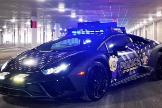 新泽西警察局启用兰博基尼越野车助力打击阿片类药物犯罪