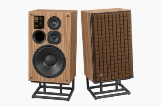 JBL为庆祝80周年，重塑经典70年代L100音箱