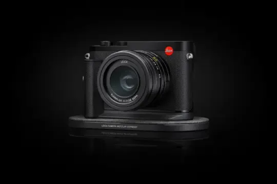 Robb推荐：徕卡全新Q3为我们最爱的随身相机增添可翻转屏幕