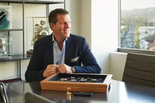 洛杉矶经销商Steven Rostovsky谈经典简约腕表的流行及其新代理品牌