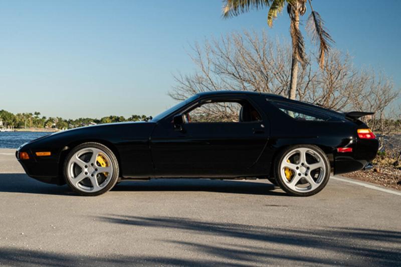 1989 RUF Porsche 928R 2