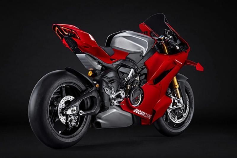 2026 Ducati Panigale V4 R 3