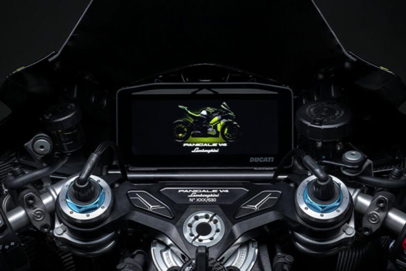 Panigale V4 Lamborghini 2