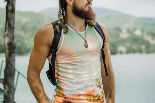 你知道正确使用胡须膏的方法吗？