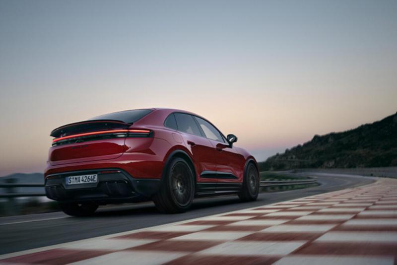 2026 Porsche Macan GTS EV 4