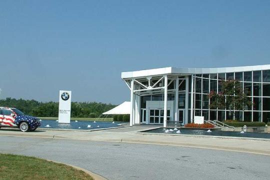 2025年宝马斯帕坦堡工厂以90亿美元出口额领跑美国汽车出口市场