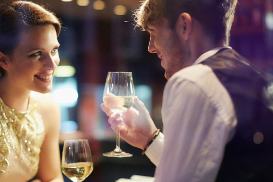 负担不起奢华昂贵的约会？教你如何在有限预算下成功约会