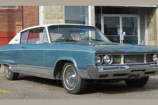 道奇1968年款Monaco搭载大排量引擎，0-60英里加速不足8秒