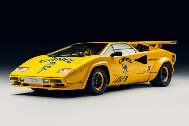 Camel F1 Countach and Lotus 4
