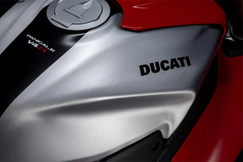 2026 Ducati Panigale V4 R 4