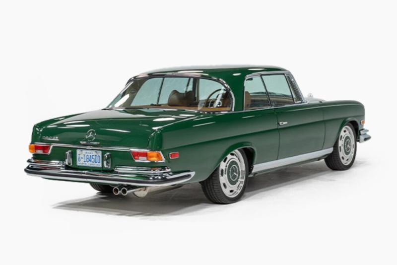 1969 Retro Designs Mercedes 280SE Restomod 2