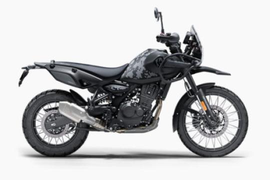 皇家恩菲尔德工厂打造的Himalayan Mana黑色特别版现已登陆美国经销商