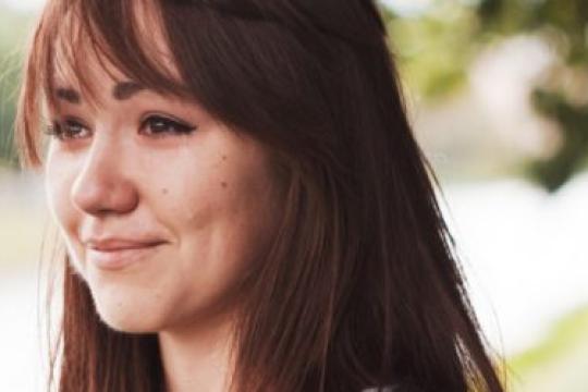 17个迹象表明有人在对你隐藏感情