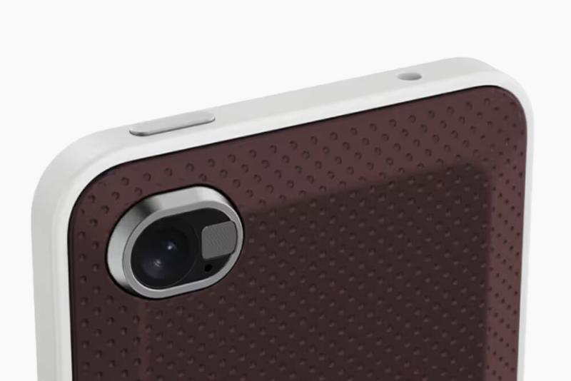 Clicks Communicator Phone 2