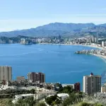 为什么贝尼多姆深受英国游客喜爱？