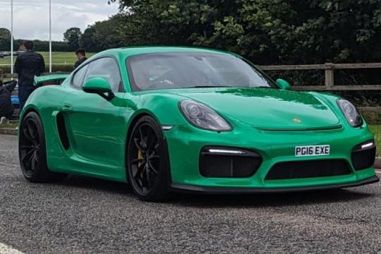 为什么保时捷Cayman GT4是每位驾驶者必备的车型