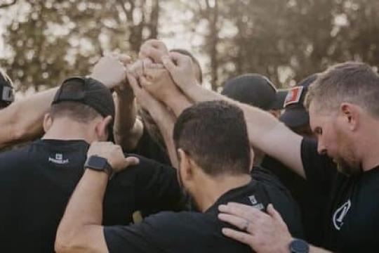 播客第1068期：打造男性部落——如何创建并维系男性社区