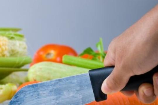 割包皮？男性包皮环切的正反观点探讨