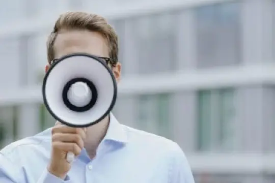 潜移默化的“男性解释症”是否正在悄悄侵蚀你们的爱情？