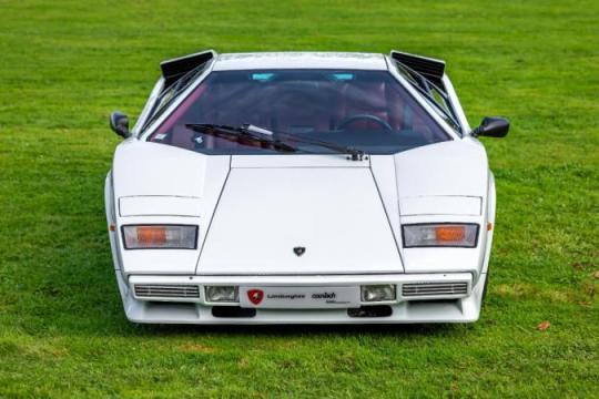 塑造无数童年墙贴的兰博基尼Countach传奇