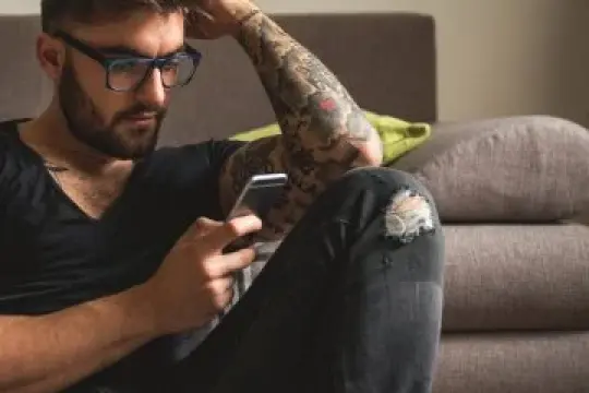 微出轨全解析及应对策略