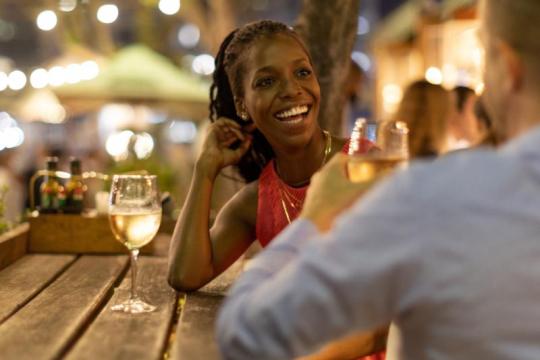 你的暗恋对象是真心喜欢你，还是天生爱调情？教你分辨两者的技巧