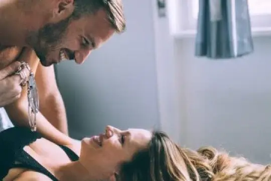 为什么你应该尽快为她购买一款卧室玩具（附15款优选推荐）