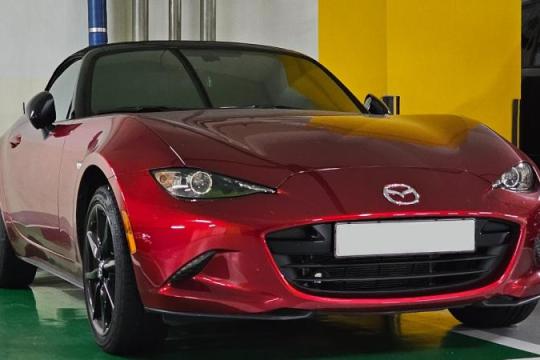 下一代马自达Miata预计将加入混合动力技术，同时保留手动驾驶体验