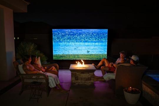 夏日户外观影最佳投影仪推荐