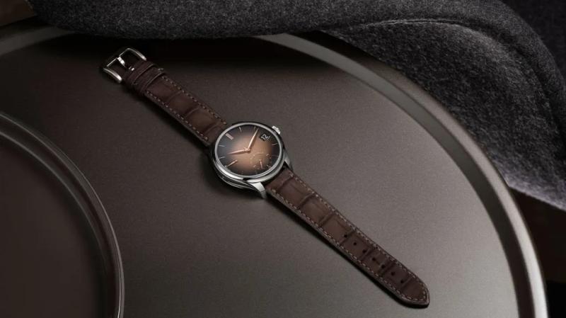 H. Moser & Cie Endeavour Perpetual Calendar Smoked Salmon