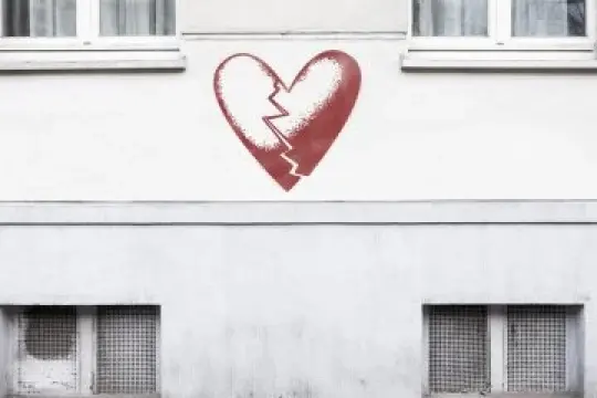 如何告诉她你受伤了（而不引发大吵大闹）