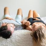 像真正的狮子座一样，体验这个季节最激情的性爱姿势